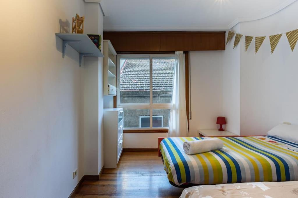 Bonito Piso Con Vistas, Centrico, Acogedor Apartment Vigo Bagian luar foto
