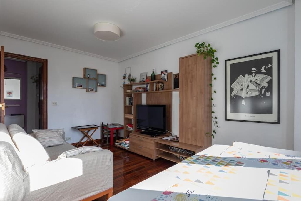 Bonito Piso Con Vistas, Centrico, Acogedor Apartment Vigo Bagian luar foto