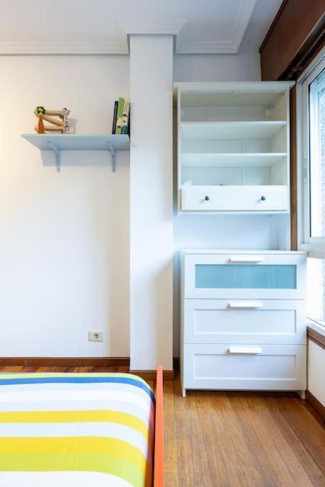 Bonito Piso Con Vistas, Centrico, Acogedor Apartment Vigo Bagian luar foto