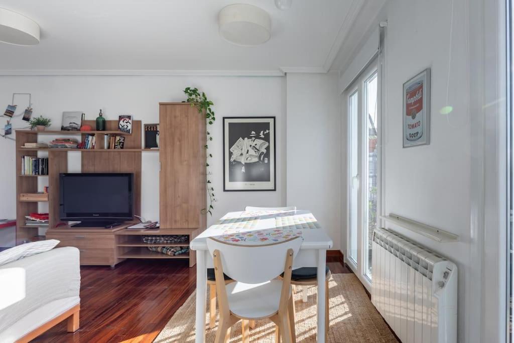 Bonito Piso Con Vistas, Centrico, Acogedor Apartment Vigo Bagian luar foto