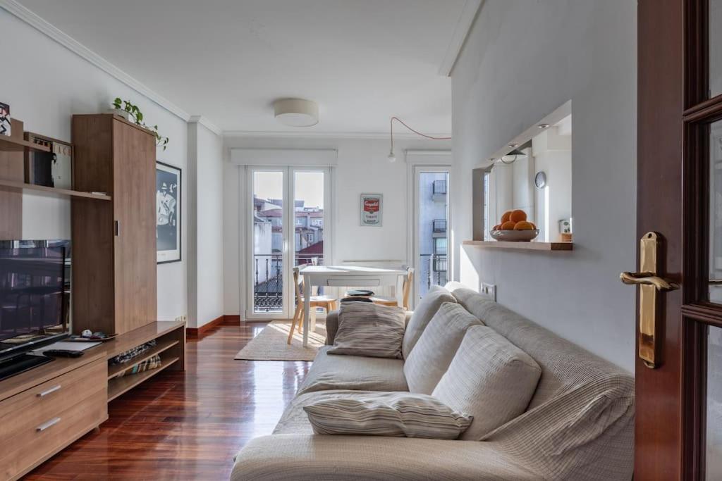 Bonito Piso Con Vistas, Centrico, Acogedor Apartment Vigo Bagian luar foto