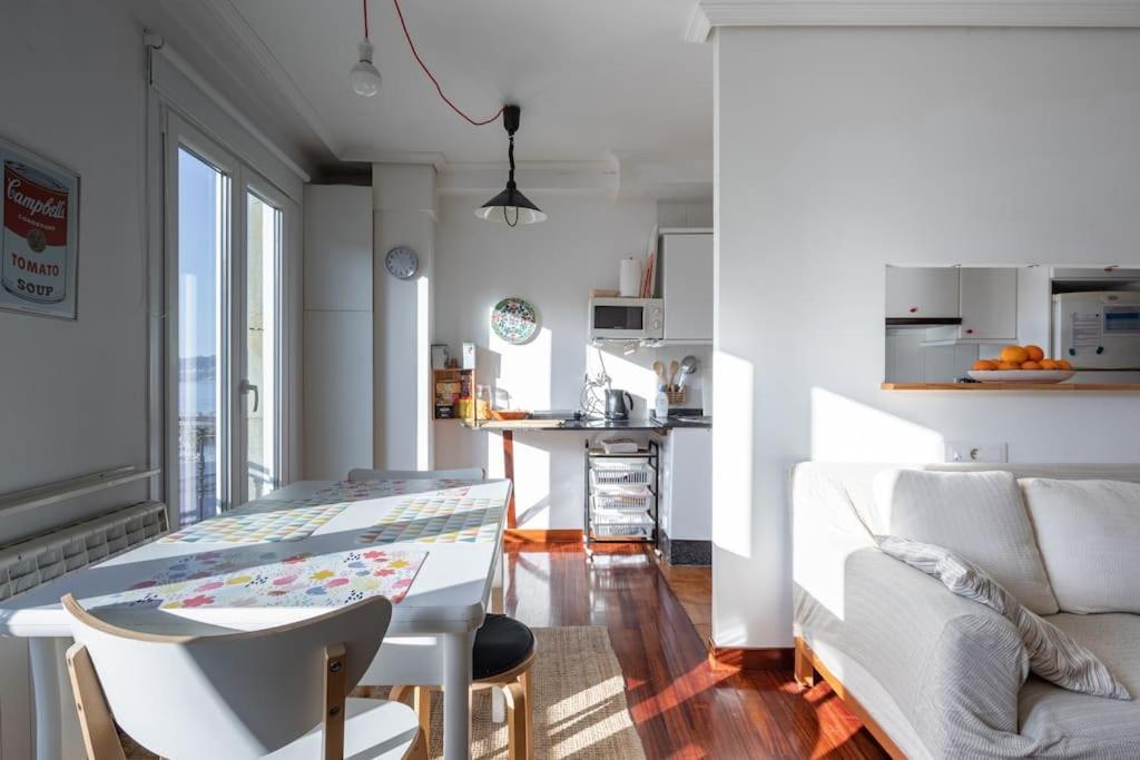 Bonito Piso Con Vistas, Centrico, Acogedor Apartment Vigo Bagian luar foto