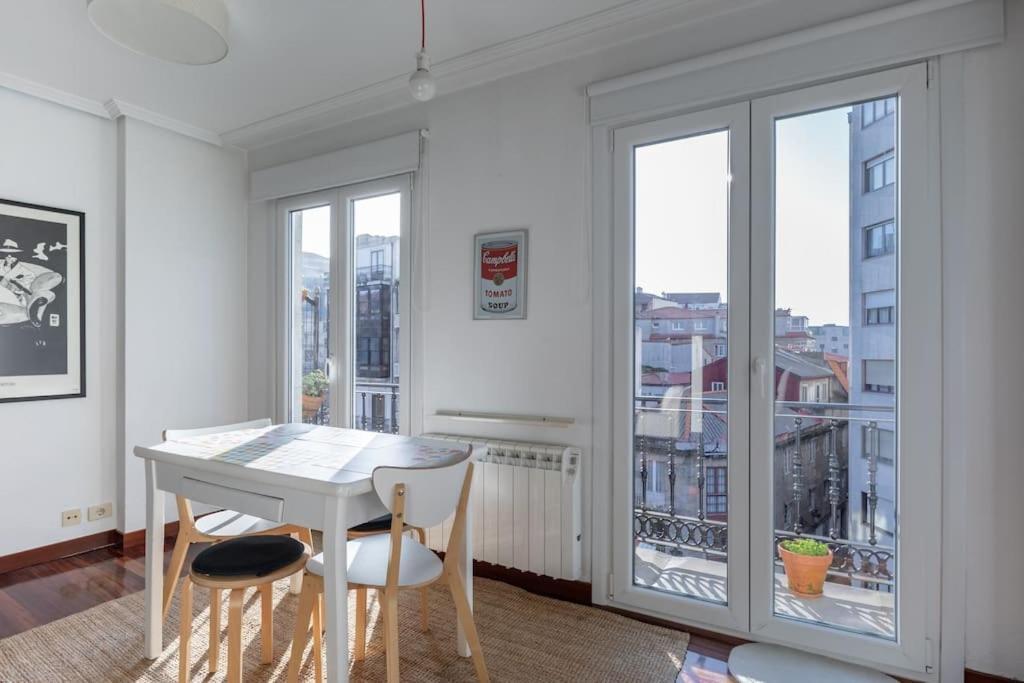 Bonito Piso Con Vistas, Centrico, Acogedor Apartment Vigo Bagian luar foto