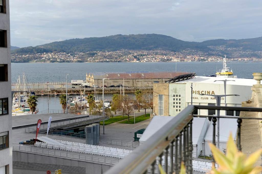 Bonito Piso Con Vistas, Centrico, Acogedor Apartment Vigo Bagian luar foto
